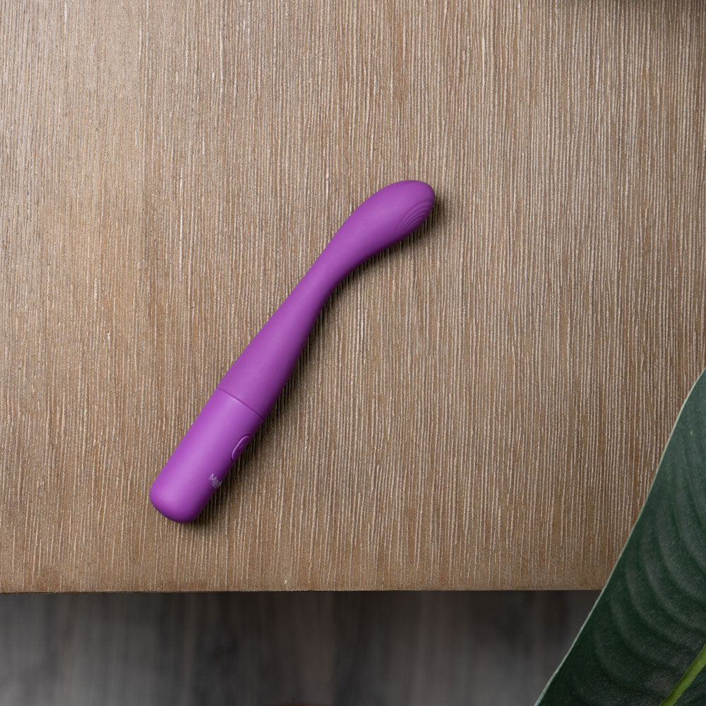 Maia CHELSI - Purple 17.8 cm Body-Safe USB Rechargeable Vibrator for Wellness and Pleasure