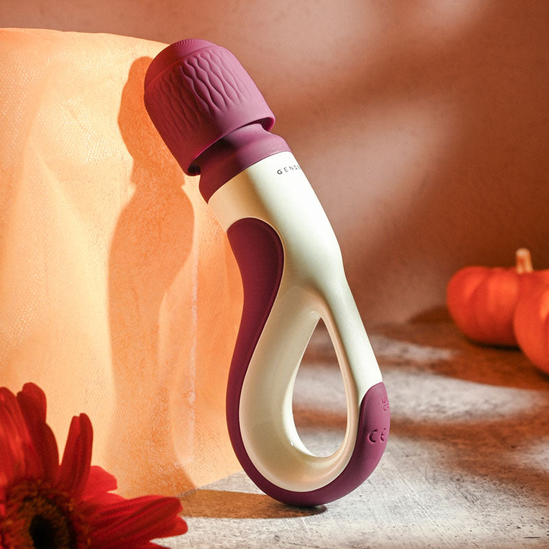 Gender X HANDLE IT - Purple/White USB Rechargeable Massage Wand for Wellness and Relaxation