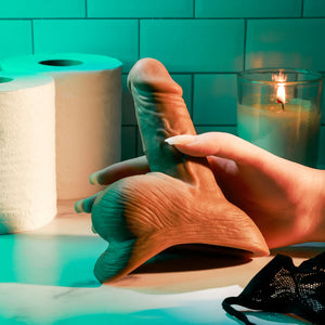 Gender X Stand to Pee Device – image 9