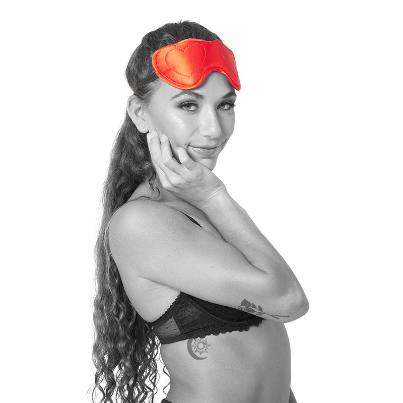 Sex & Mischief Bondage Toy – Padded Blindfold – Red