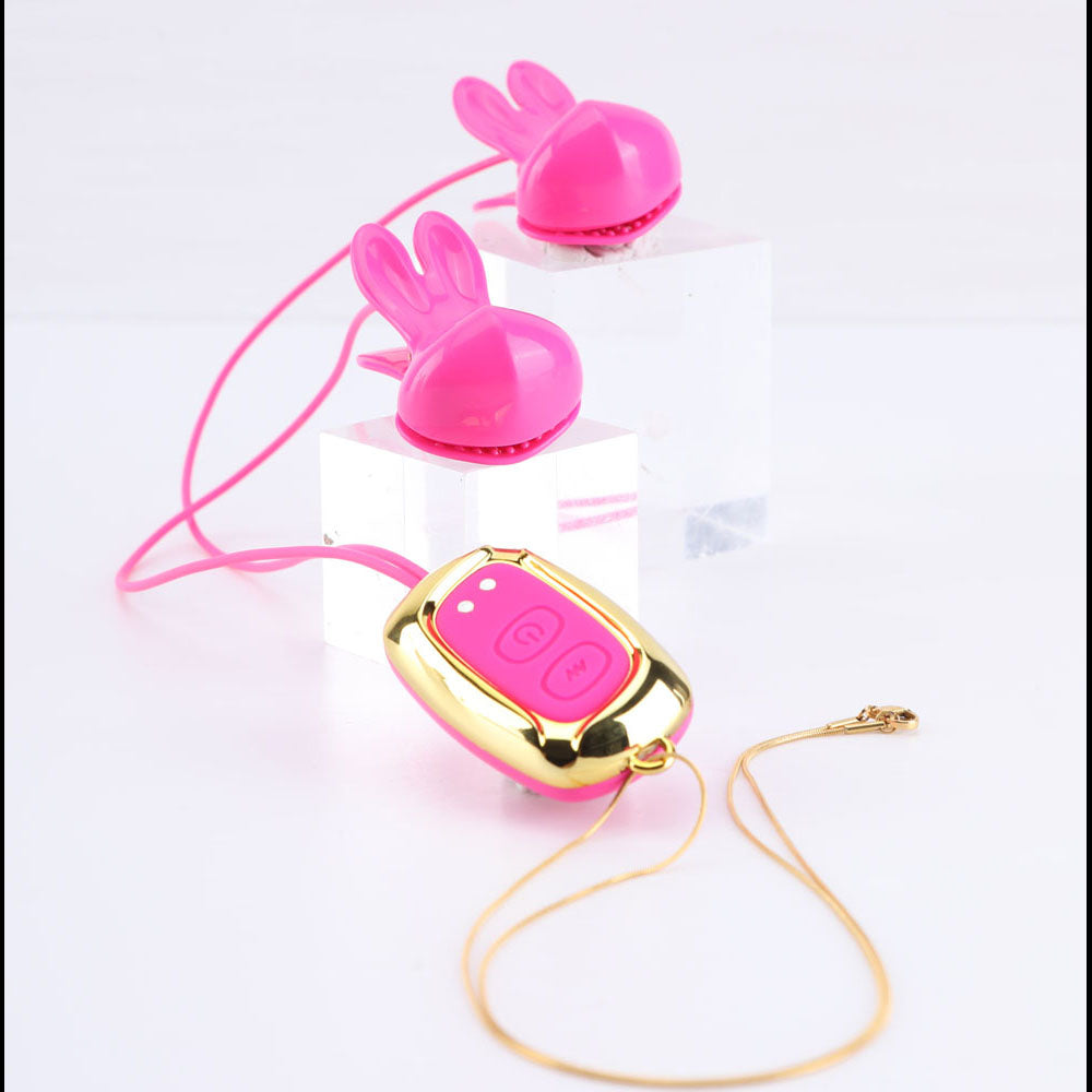 Maia MOLLI Pink Vibrating Nipple Clamps & Necklace - USB Rechargeable Bondage Toy