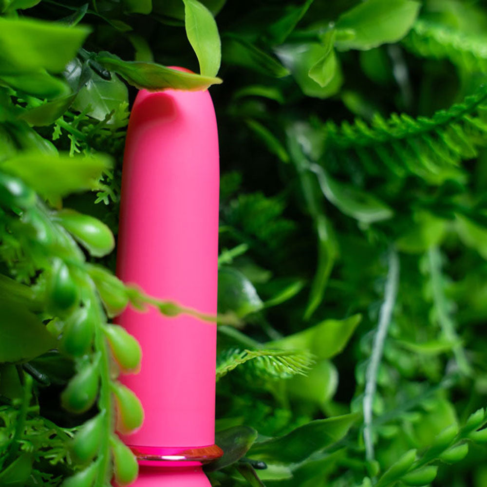 Maia JAGUAR - Pink 10.1 cm USB Rechargeable Body-Safe Bullet Vibrator