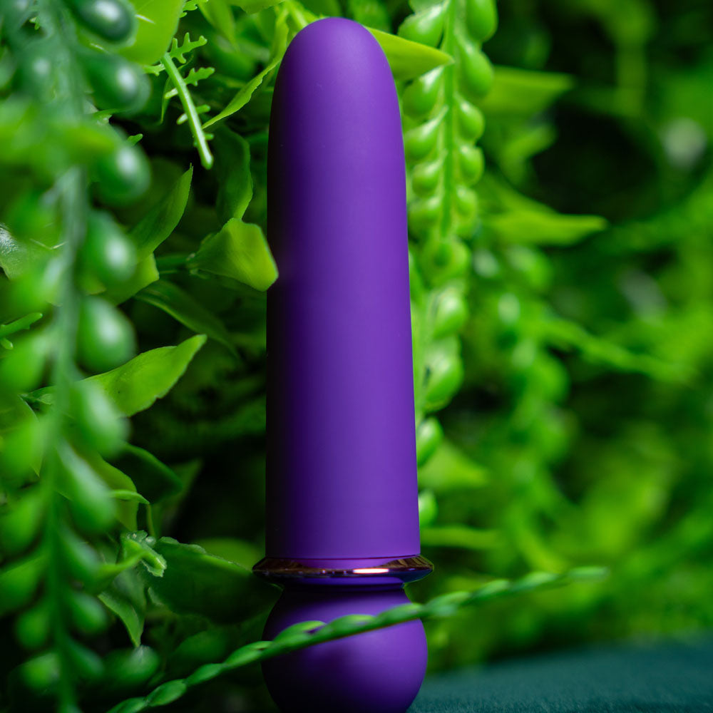 Maia JAGUAR - Body-Safe Silicone Bullet Vibrator - 10.1 cm - USB Rechargeable - Vibrant Purple