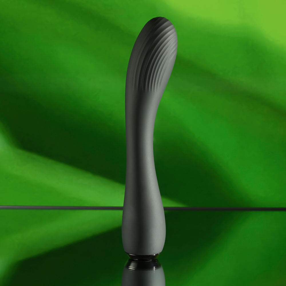 Selopa Vibrator – USB Rechargeable, Body-Safe Silicone – Black – 20.2 cm