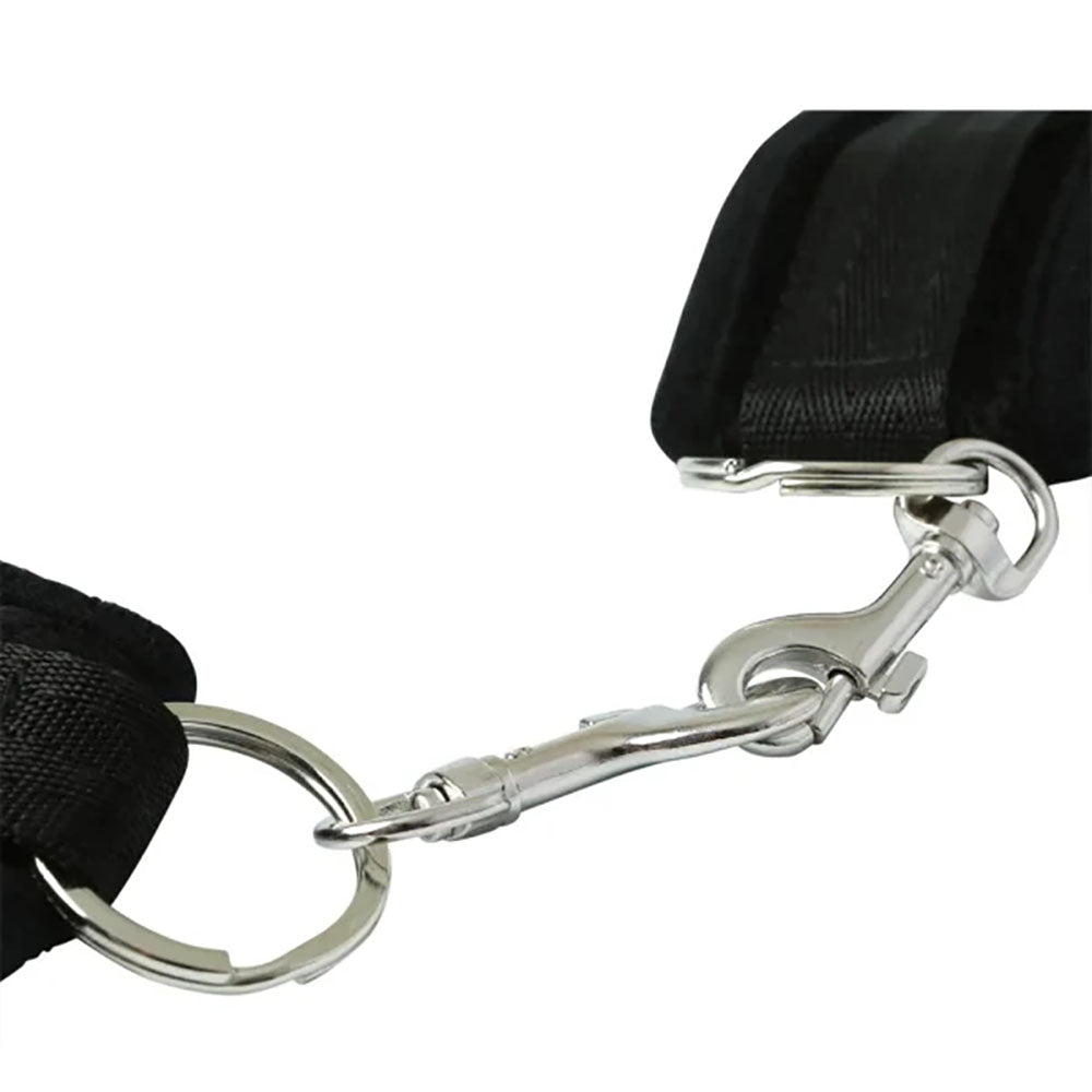Sex & Mischief black beginner's handcuffs – image 6